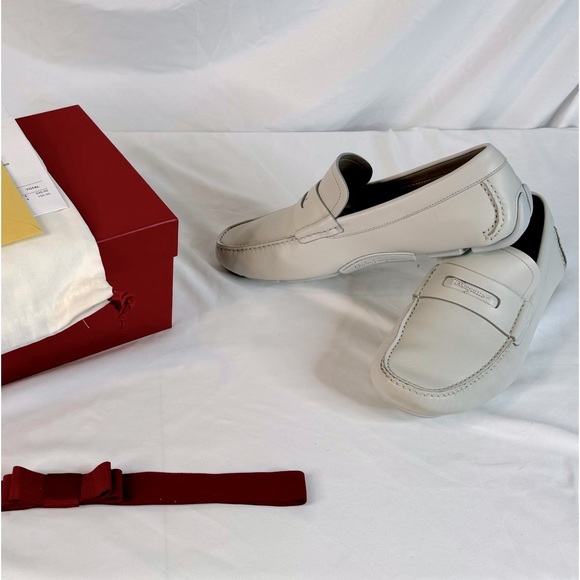 Salvatore Ferragamo Newton Loafer - Picture 6 of 9